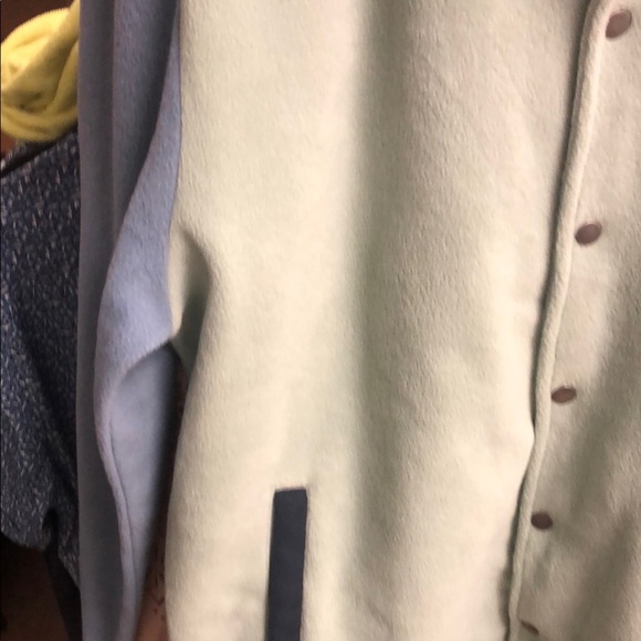 Round Two Blue and Green Lightweight Fleece Jacket with Athletic Style - Picture 4 of 5